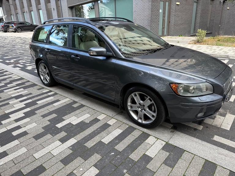 image for 2006 Volvo V50 2.0D SE 5dr [Euro 4] ESTATE Diesel Manual