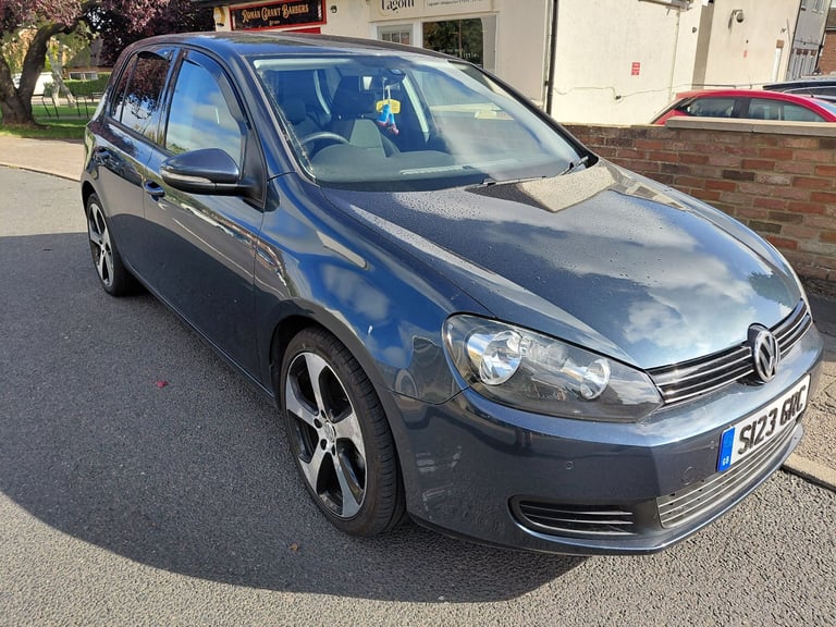 image for Volkswagen, GOLF, Hatchback, 2010, Semi-Auto, 1968 (cc), 5 doors