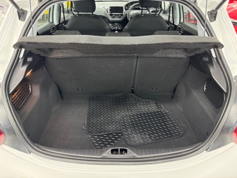 2015 Peugeot 208 1.0 PureTech Active 5dr HATCHBACK Petrol Manual