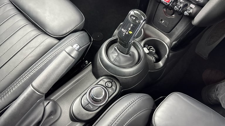 2022 MINI Hatch 1.5 Cooper Exclusive 3dr Auto Petrol Hatchback Hatchback Petrol Automatic