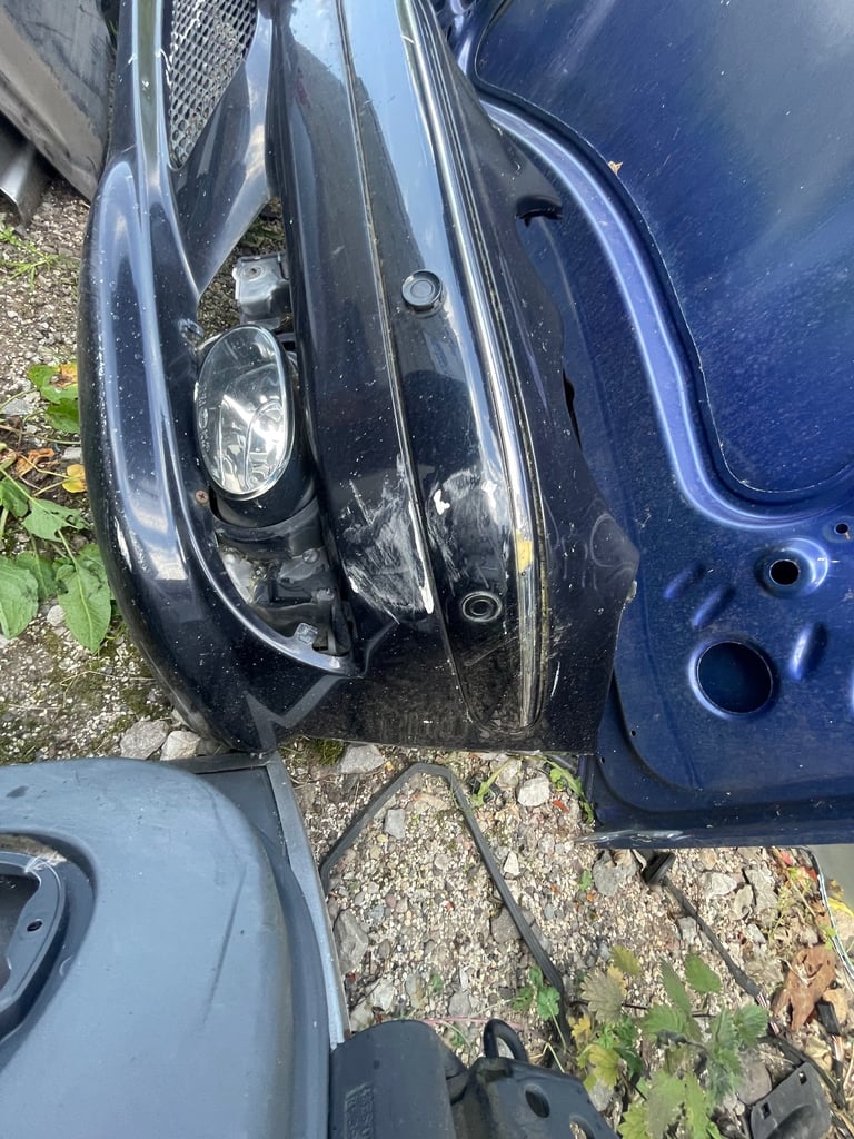 Mercedes w203 c class front sport bumper 2004-2007 saloon or estate breaking car