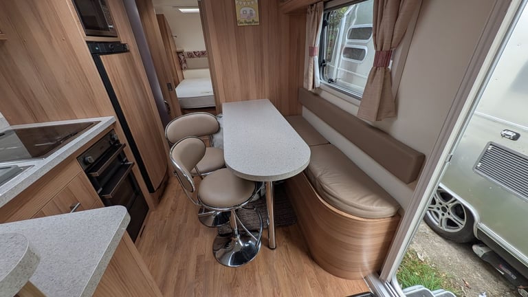 Bailey retreat willow 