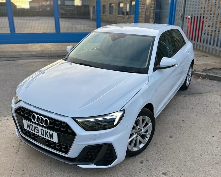 Audi, A1, Hatchback, 2019, Manual, 1498 (cc), 5 doors