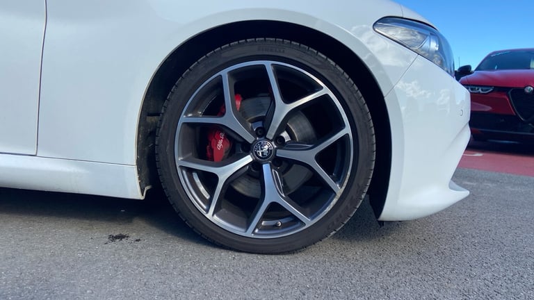 2021 Alfa Romeo Giulia 2.0T Veloce Saloon 4dr Petrol GPF Auto Euro 6 (s/s) (280 ps) Saloon Petrol...