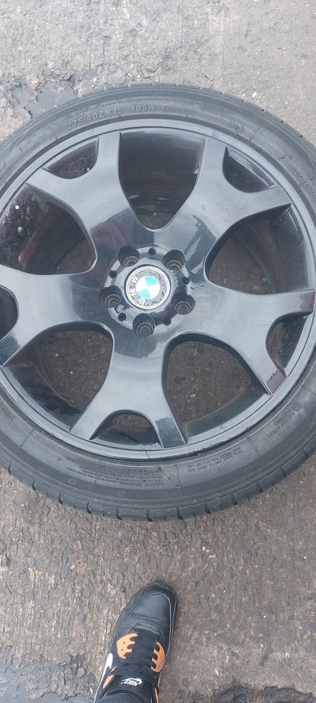 Bmw black alloy wheels