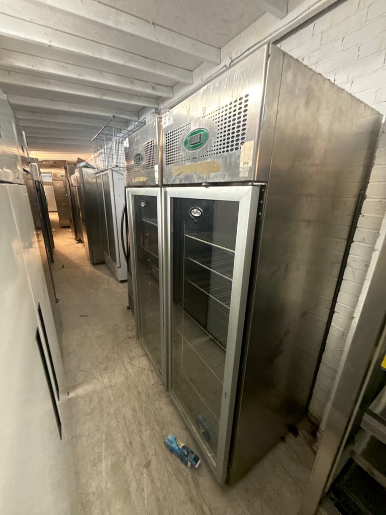 Commercial fridge freezer cafe shop restaurant takeaway chiller freezer fridge Williams foster 