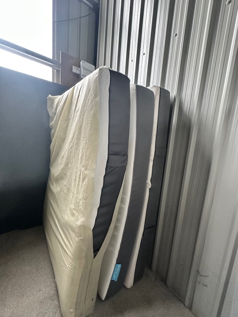 Lovely nice gang size foam mattresses very comfortable 