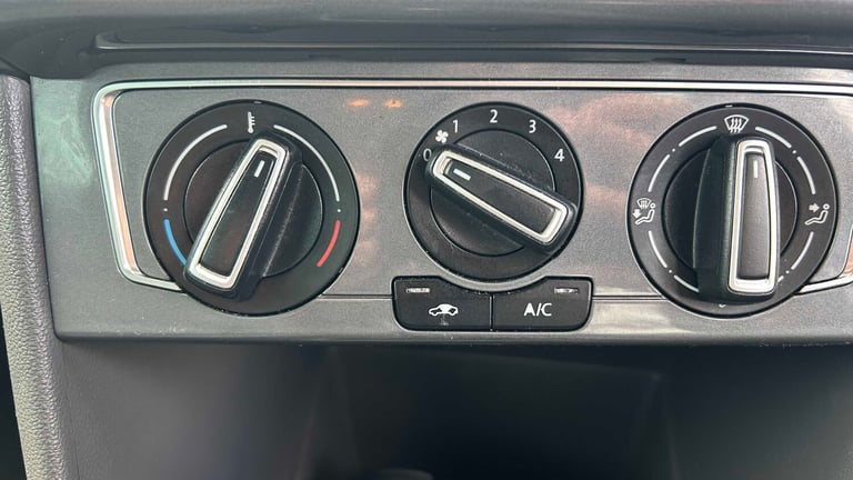 2015 Volkswagen Polo 1.2 TSI SE Design 5dr Hatchback Petrol Manual