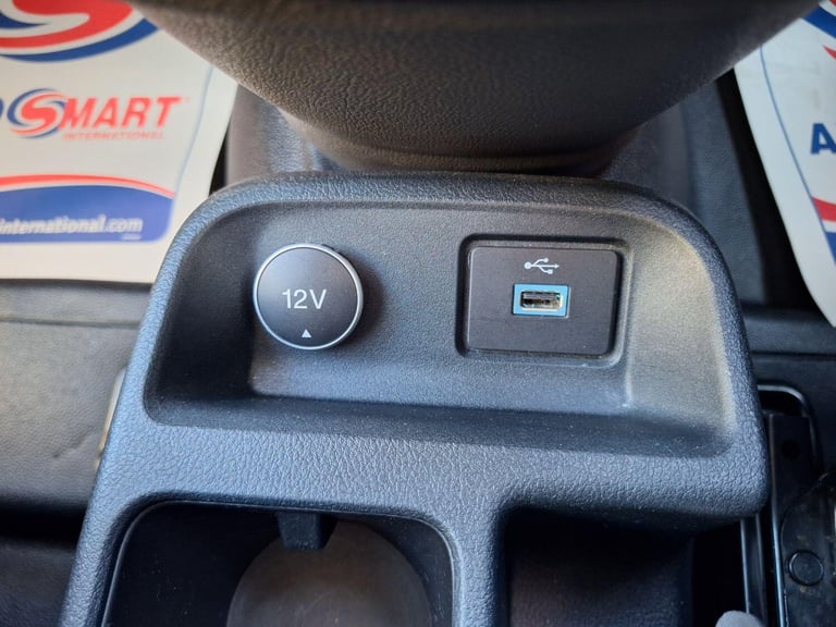 FORD TRANSIT CONNECT 1.5 220 EcoBlue White Manual Diesel, 2018