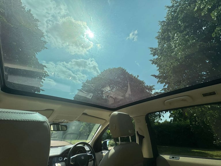 2015 Land Rover Discovery Sport 2.2 Discovery Sport HSE SD4 Auto 4WD 5dr SUV Diesel Automatic