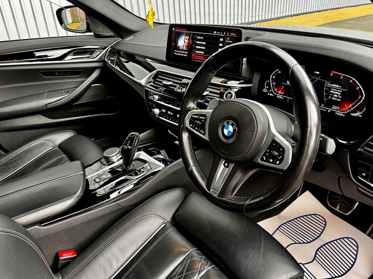 2021 BMW 5 Series 3.0 530d MHT M Sport Steptronic xDrive Euro 6 (s/s) 4dr SALOON Diesel/Electric ...
