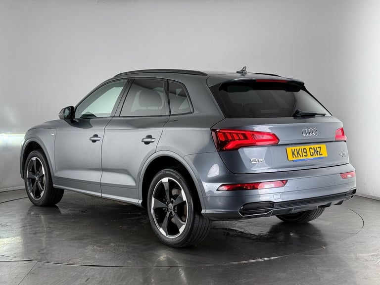  Audi Q5 2.0 TDI 40 Black Edition S Tronic quattro Euro 6 (s/s) 5dr Diesel Automatic