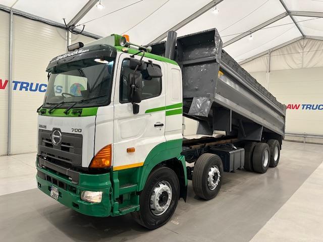 Hino 3241 700 8x4 Sleeper Cab Steel Tipper