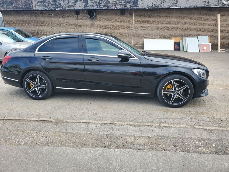 Mercedes-Benz, C CLASS, Saloon, 2015, Manual, 2143 (cc), 4 doors