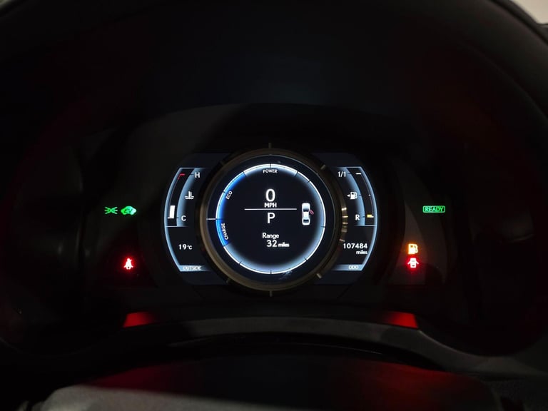 2014 Lexus IS 2.5 300h F Sport E-CVT Euro 5 (s/s) 4dr SALOON Petrol/Electric Hybrid Automatic