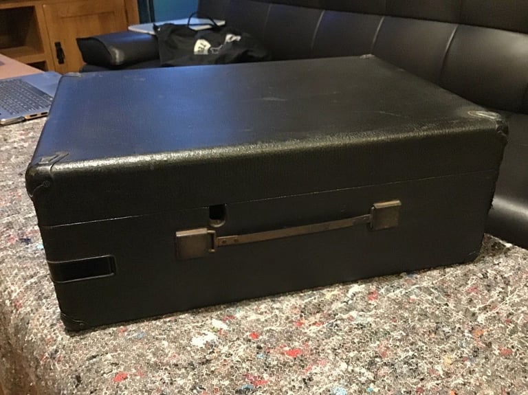 HMV 102 Gramophone with 5b Soundbox and keys