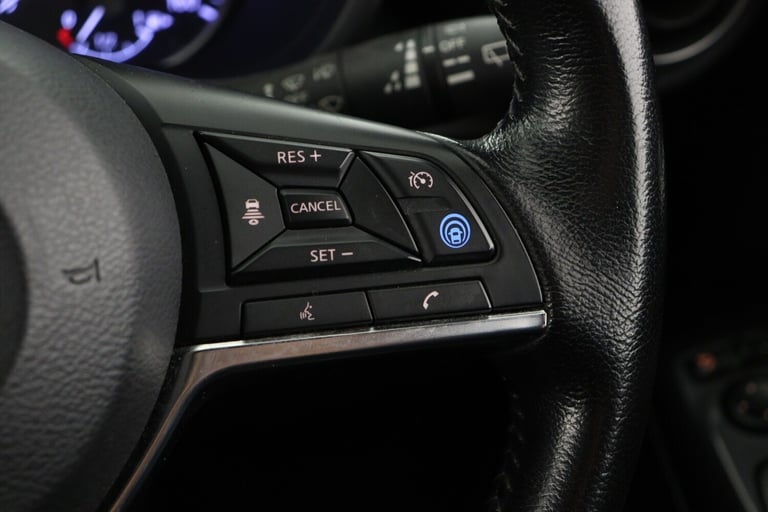 2020 Nissan Juke 1.0 DiG-T Tekna 5dr Hatchback Petrol Manual