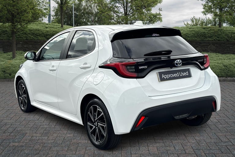 2023 Toyota Yaris 1.5 Hybrid Design 5dr CVT Hatchback Hybrid Automatic