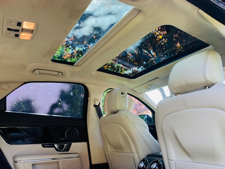 2014 Jaguar XJ 3.0d V6 Portfolio Auto Euro 5 (s/s) 4dr SALOON Diesel Automatic