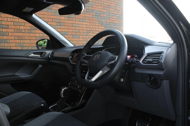 2020 Volkswagen T-Cross 1.0 TSI R-Line DSG Euro 6 (s/s) 5dr HATCHBACK Petrol Automatic