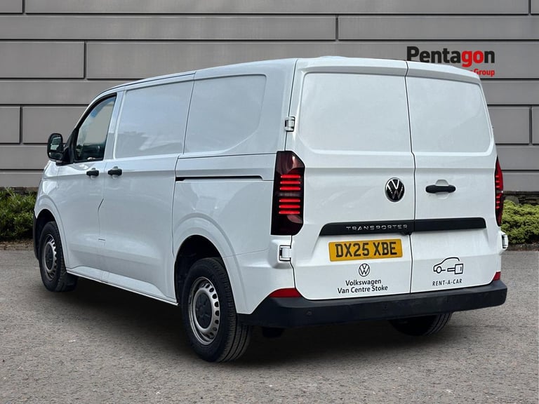  Volkswagen Transporter Panel Van 2.0 Tdi T28 Commerce Plus Panel Van 5dr
