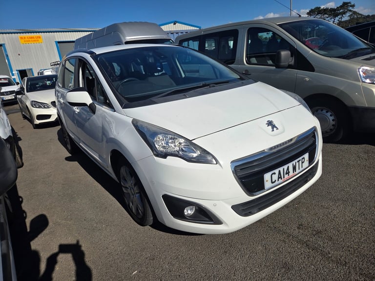 image for 2014 Peugeot 5008 1.6 HDi Active 5dr MPV Diesel Manual