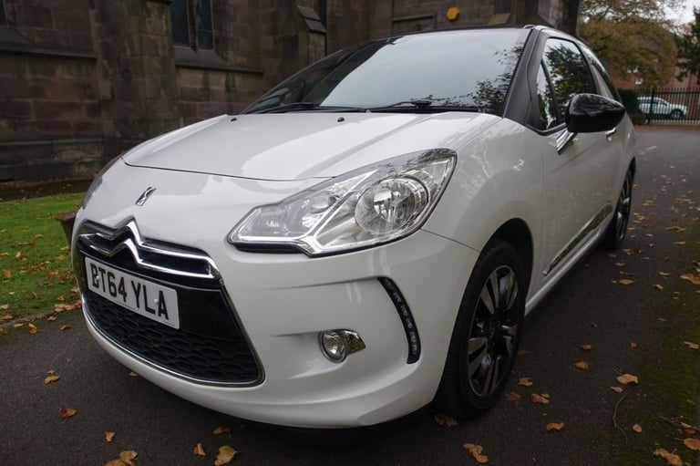 image for 2015 Citroen DS3 1.6 VTi DStyle Hatchback 3dr Petrol Auto Euro 5 (120 ps) Hatchback Petrol Automatic