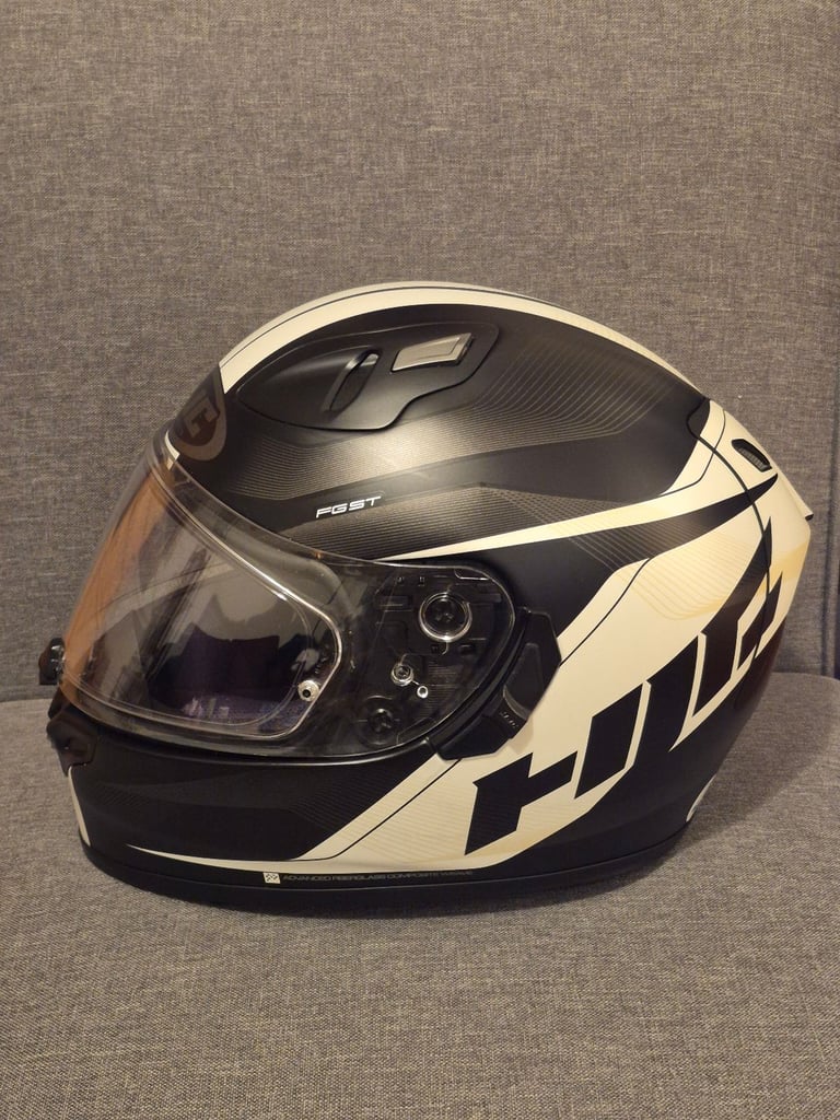HJC FG-ST Motorcycle Helmet Size L 59-60cm - hardly used