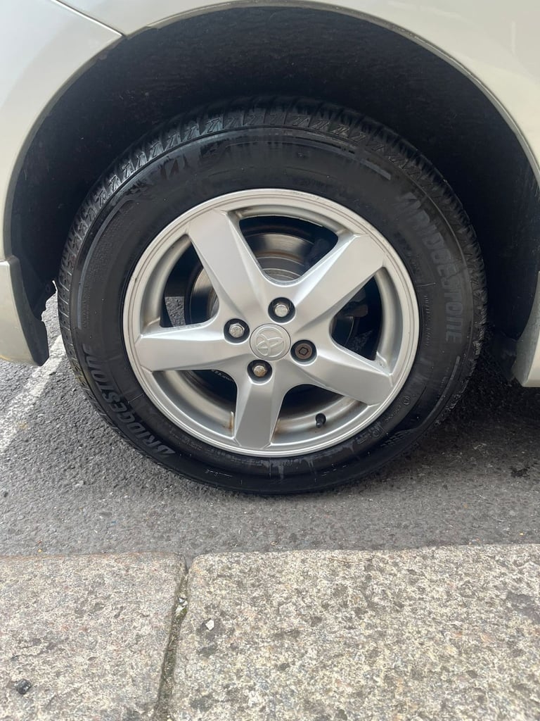 Toyota, COROLLA, Hatchback, 2005, Manual, 1398 (cc), MOT, ULEZ