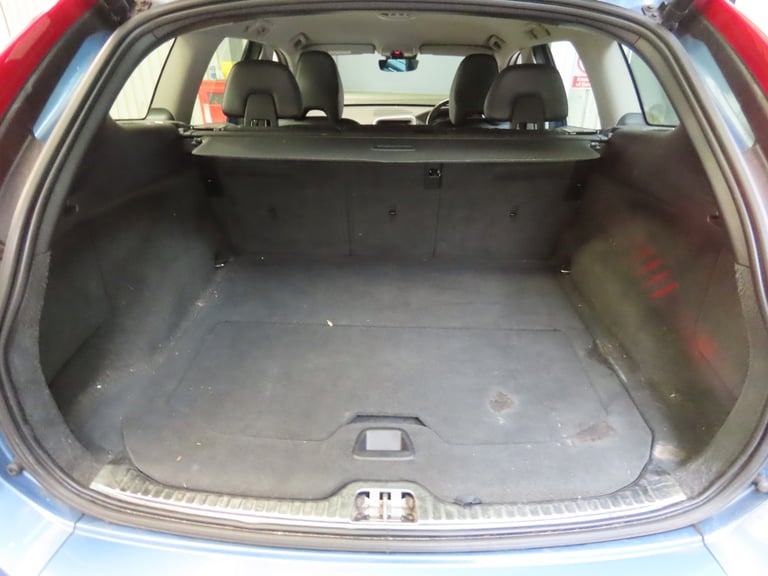 2015 Volvo XC60 D4 [181] SE Lux 5dr Diesel