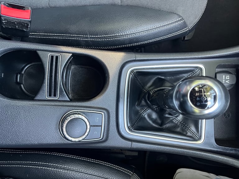 2014 Mercedes-Benz A-Class A180 BlueEFFICIENCY SE 5dr HATCHBACK Petrol Manual