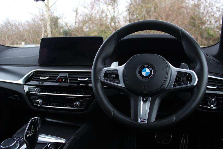 2021 BMW 5 Series 2.0 530e 12kWh M Sport Steptronic Euro 6 (s/s) 4dr SALOON Petrol/Electric Hybri...