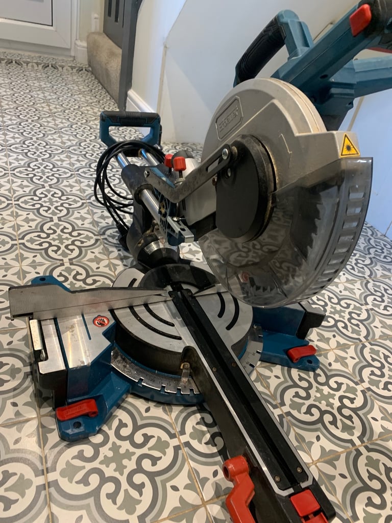 Erbauer Double Bevel Mitre Saw 254mm
