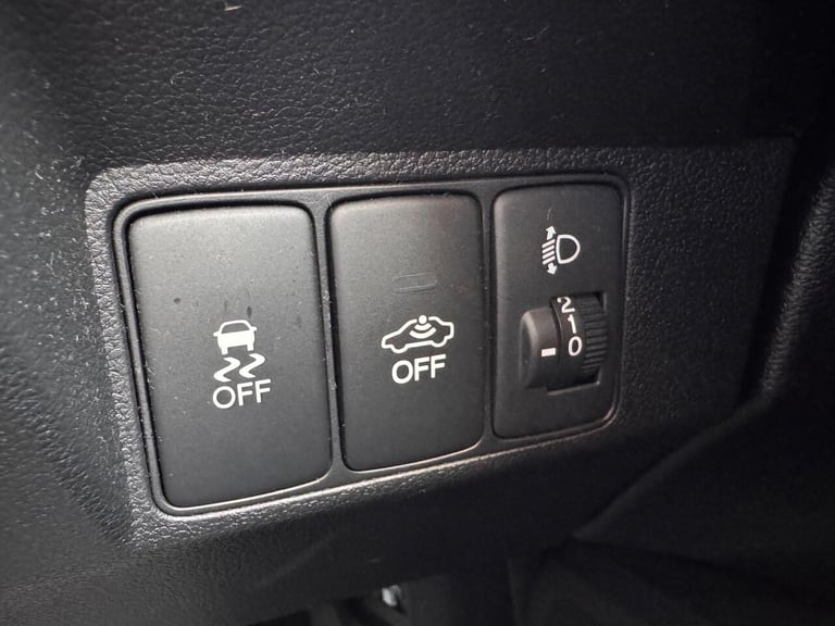 2012 Honda Civic Hatchback (2011 - 2015) Hatchback Petrol Manual