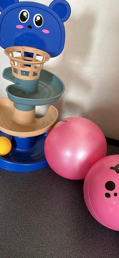 Free kids balls and drop ball toy 