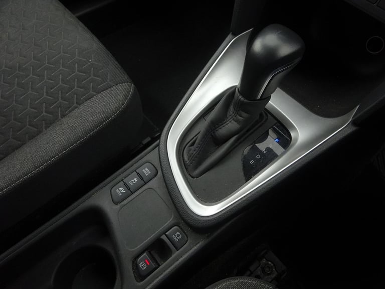 2022 72 REG TOYOTA YARIS CROSS DESIGN HEV HYBRID AUTO DAMAGED SALVAGE