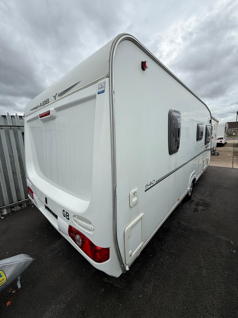 Abbey Freestyle 540 Fixed Bed Side Washroom