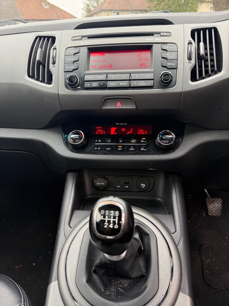 2014 64 Plate Kia, SPORTAGE 1.7 Diesel, Pan Roof, Parking sensors
