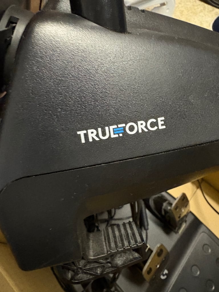 Logitech G923 Trueforce gaming steering wheel 