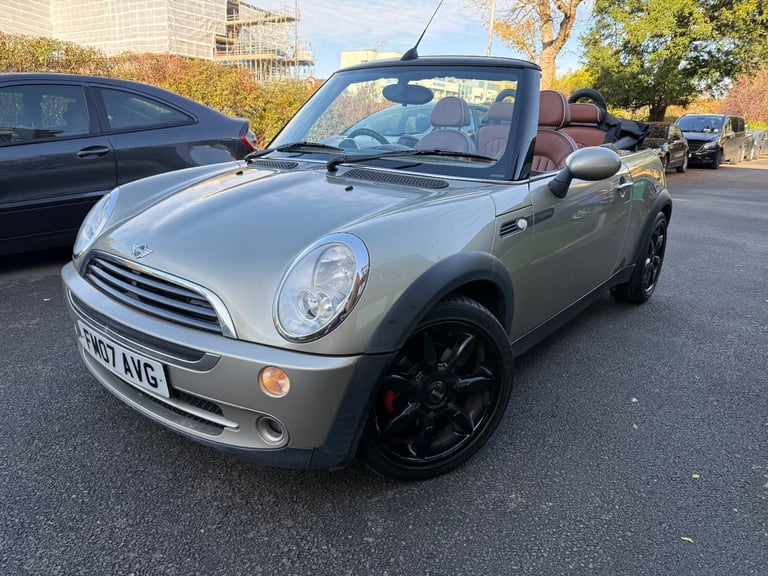 Mini sidewalk, Convertible, 2007, Manual, 1598 (cc), 2 doors