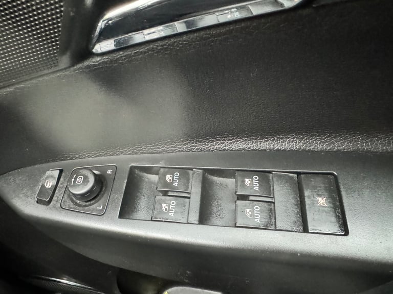 Vauxhall, ANTARA, Hatchback, 2015, Manual, 2231 (cc), 5 doors