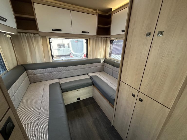 Auto-Trail F-Line F72 FORD TRANSIT DIESEL AUTOMATIC 2023/73