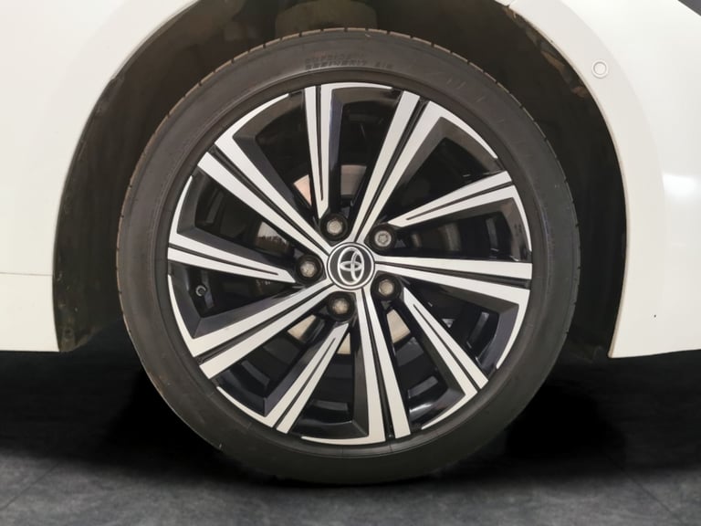 2022 Toyota Corolla 1.8 VVT-h GPF Design Touring Sports 5dr Petrol Hybrid CVT Euro 6 (s/s) (122 E...