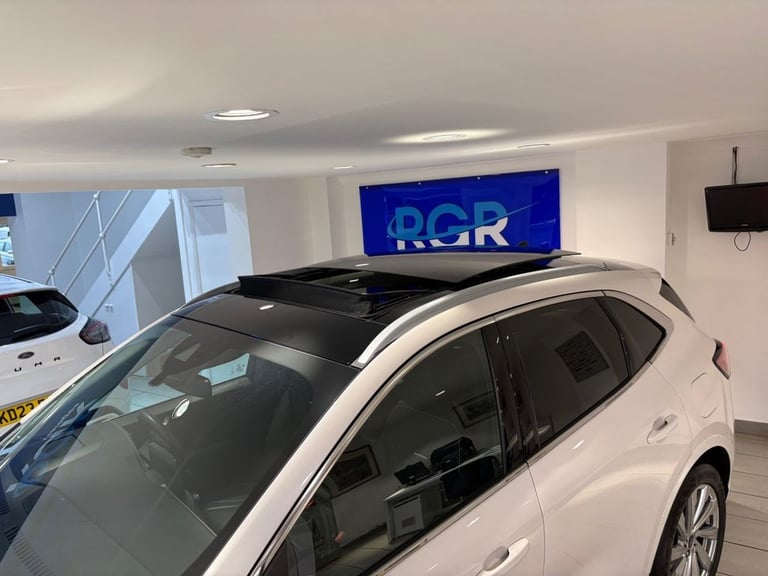 2022 Ford Kuga 2.5 Duratec 14.4kWh Vignale SUV 5dr Petrol Plug-in Hybrid CVT Euro 6 (s/s)  HATCHB...