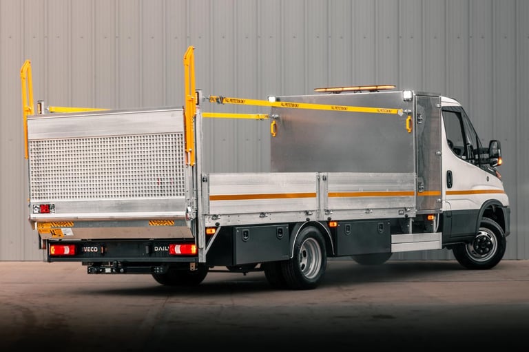 2025 IVECO DAILY 5.2T TRAFFIC MANAGEMENT 180BHP AUTO 3.0DIESEL TOP OF RANGE