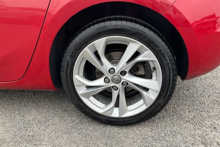 2020 Vauxhall Astra 1.2 Turbo SRi Hatchback 5dr Petrol Manual Euro 6 (s/s) (145 ps) Hatchback Pet...