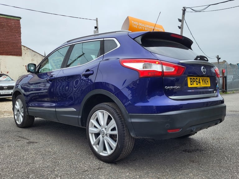2015 Nissan Qashqai 1.5 dCi Tekna 5dr HATCHBACK Diesel Manual