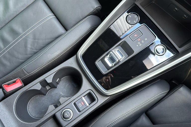  Audi A3 Sportback TFSI e 1.4 Tfsie 40 S Line Sportback 5dr Petrol Plug In