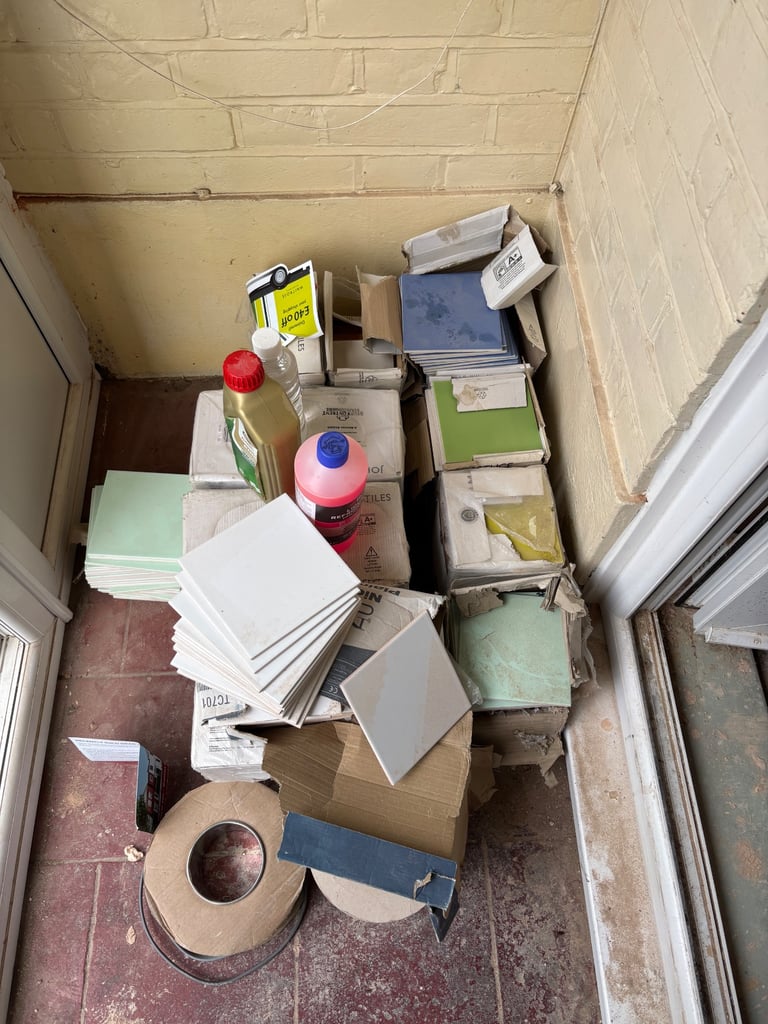 Jobs lot of tiles 