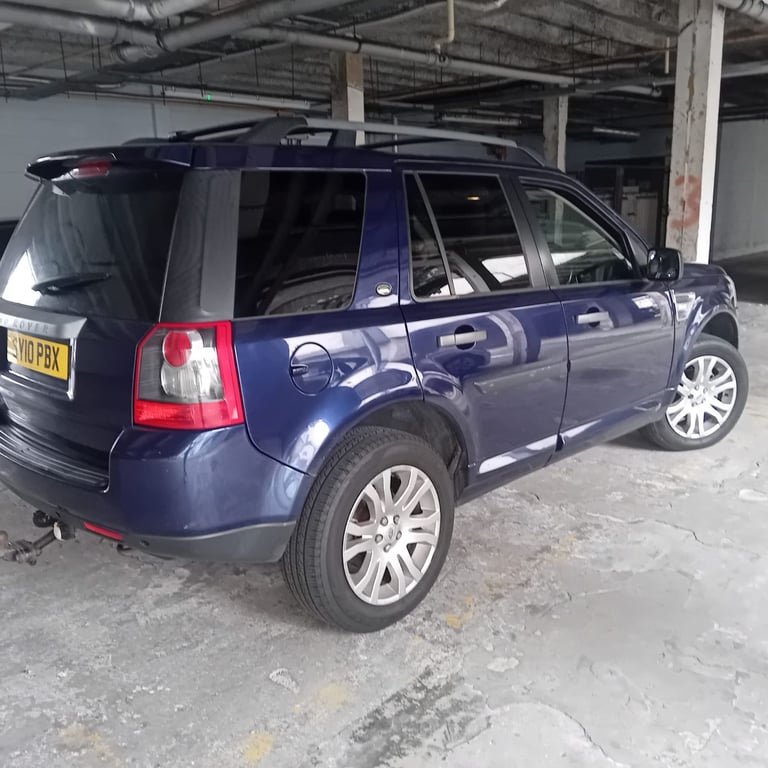 Land Rover, FREELANDER, Estate, 2010, Manual, 2179 (cc), 5 doors